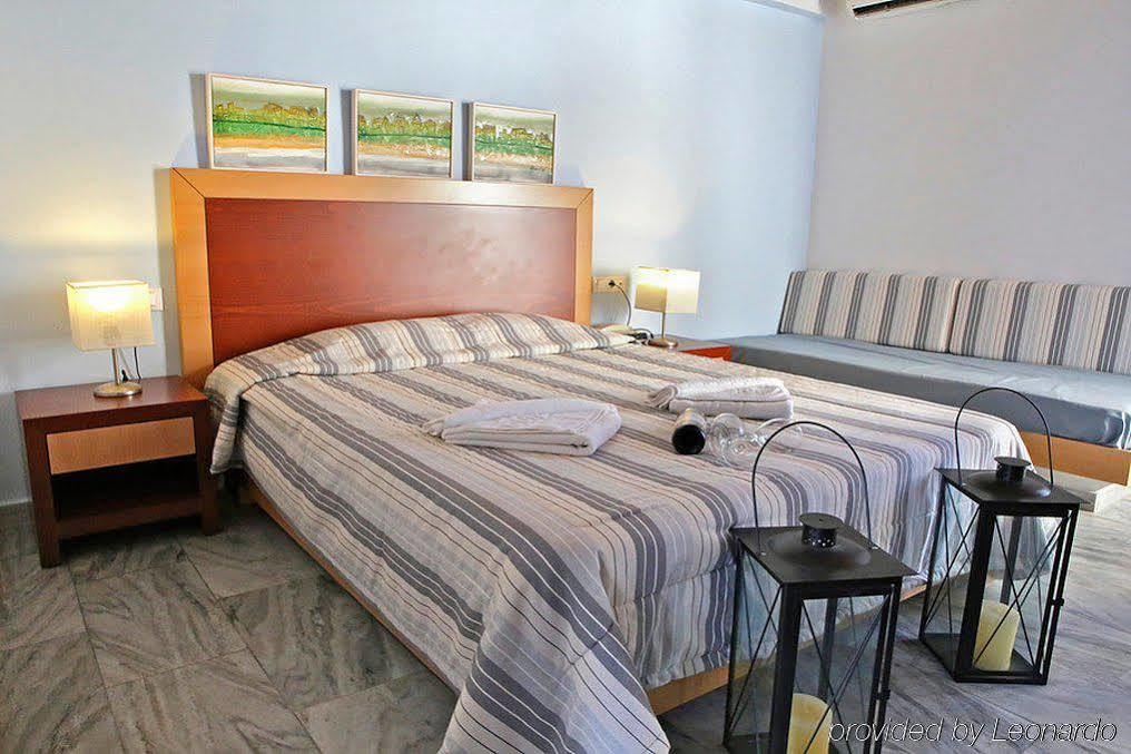 Hotel Marina Sands Agia Marina